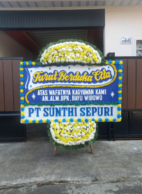 Papan Bunga Duka di Tipulu